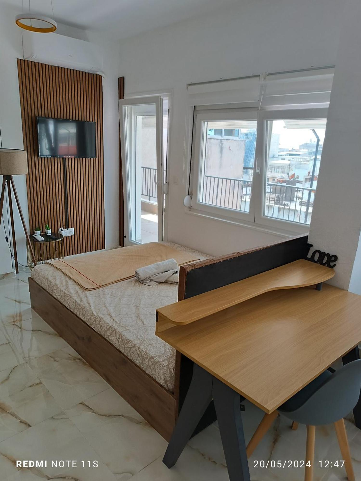 Zara'S Boutique Apartment Thessaloniki Exterior photo